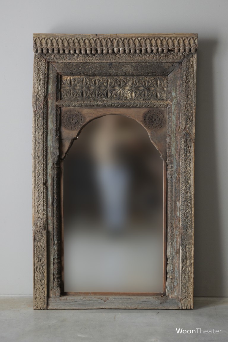 Authentieke spiegel | houtsnijwerk