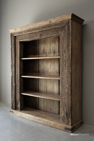Origineel oude boekenkast snijwerk