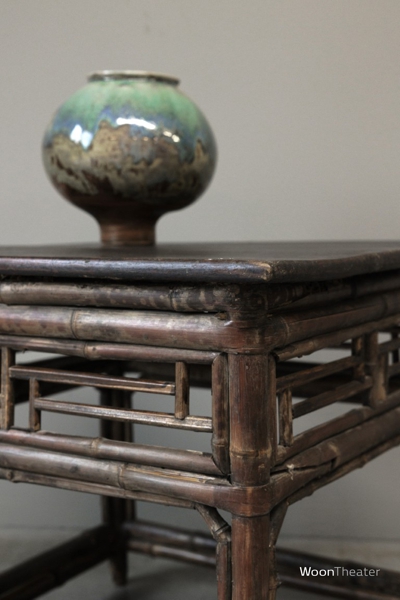 Vintage bijzettafel | China