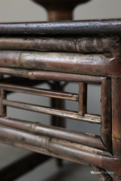 Vintage bijzettafel | China