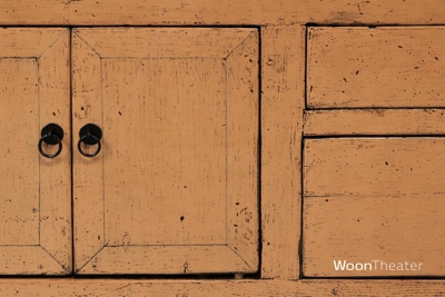 Oud tv dressoir | China