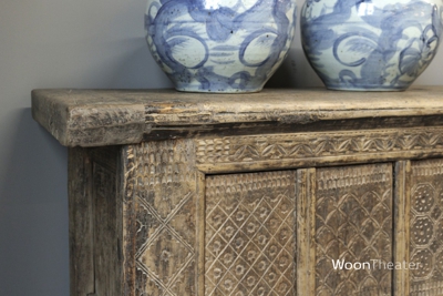Origineel oud dressoir | Tibet