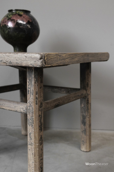 Oude bijzettafel | China