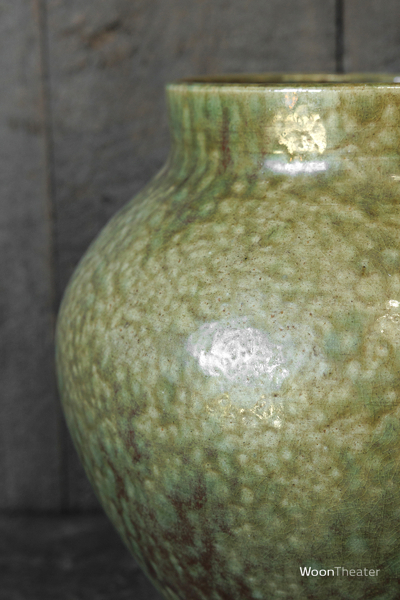 Vintage pot | China