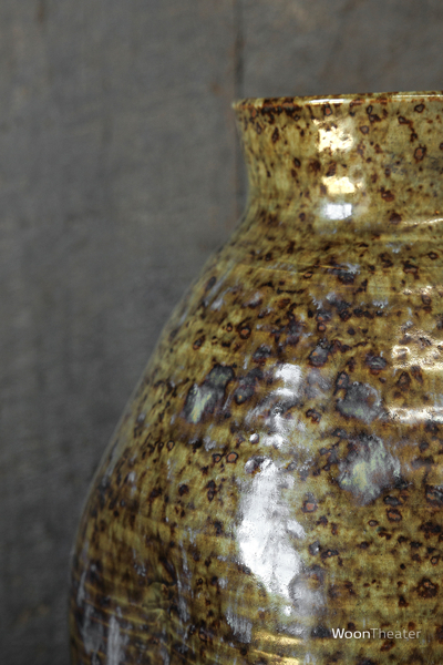 Vintage pot | China