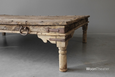 Grote robuuste salontafel | India