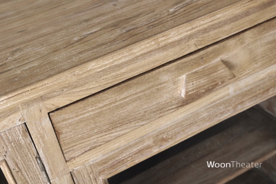 Origineel oud dressoir met vitrinedeurtjes