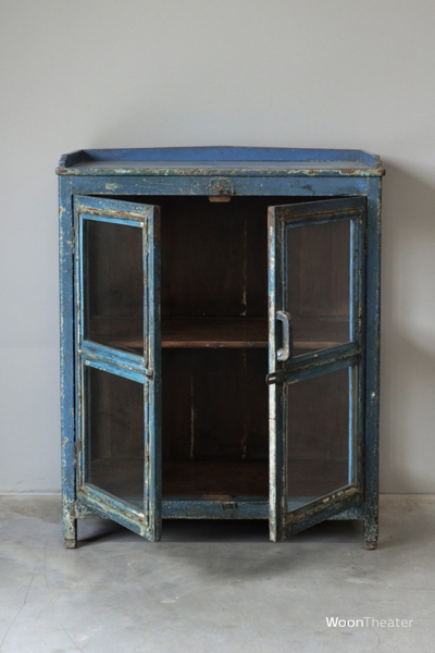 Authentiek blauw verweerd vitrinekastje | India