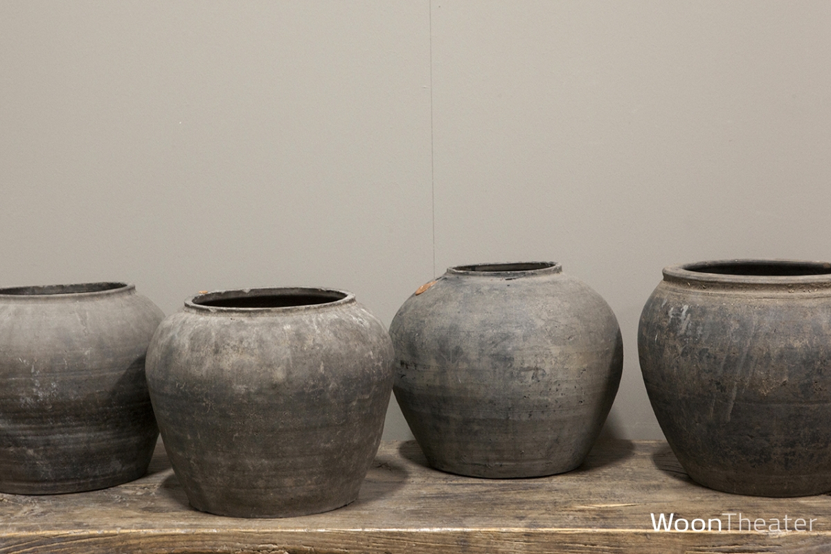 Oude stenen pot | M | China
