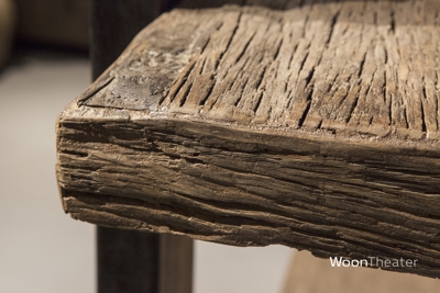 Robuust boekenrek | grof hout & metaal | Urban Collection