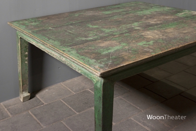 Groen verweerde eettafel | China