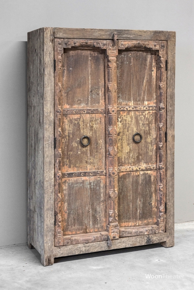 Oude deurenkast | rustiek