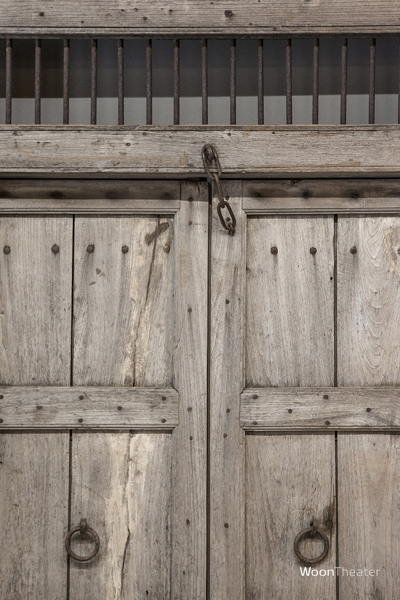 Origineel oude deur met kozijn | India