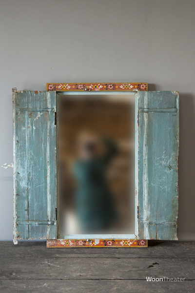 Authentiek spiegel luikje | India