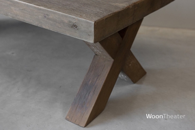 Robuuste salontafel op X-poot | 140 cm | BRUT Collection