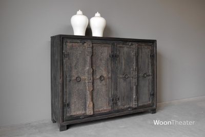 Origineel oud dressoir | India