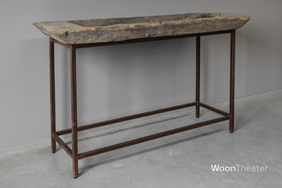 Wandtafel oude voerbak | India