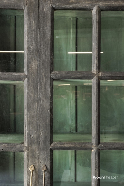Origineel oude vitrinekast | landelijk wonen
