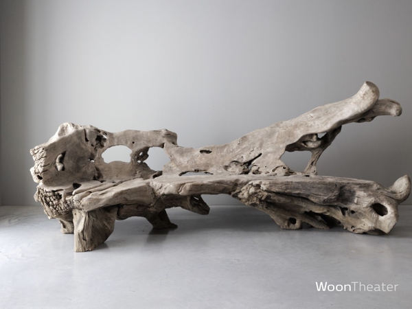 grote organische houten bank