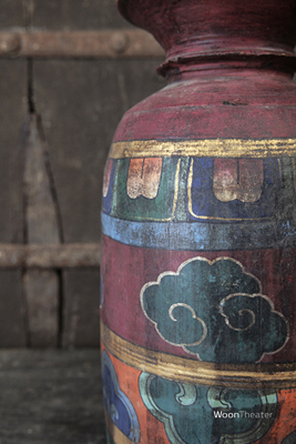 Oude houten pot | India