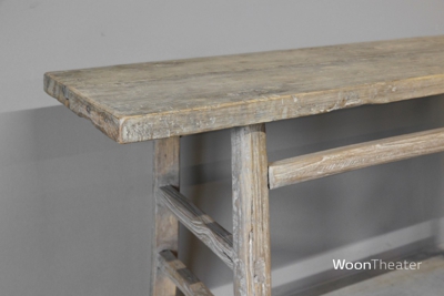 Verweerde sleetse oud houten sidetable | China