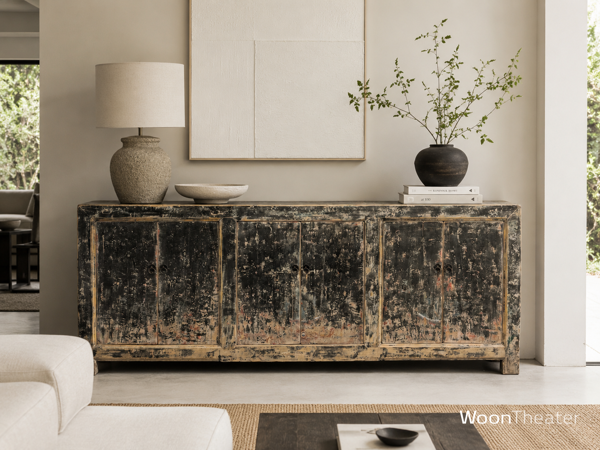 Verweerd sleets zwart dressoir | China