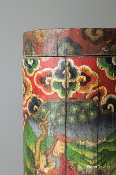 Antieke kleurrijke zuil | Tibet