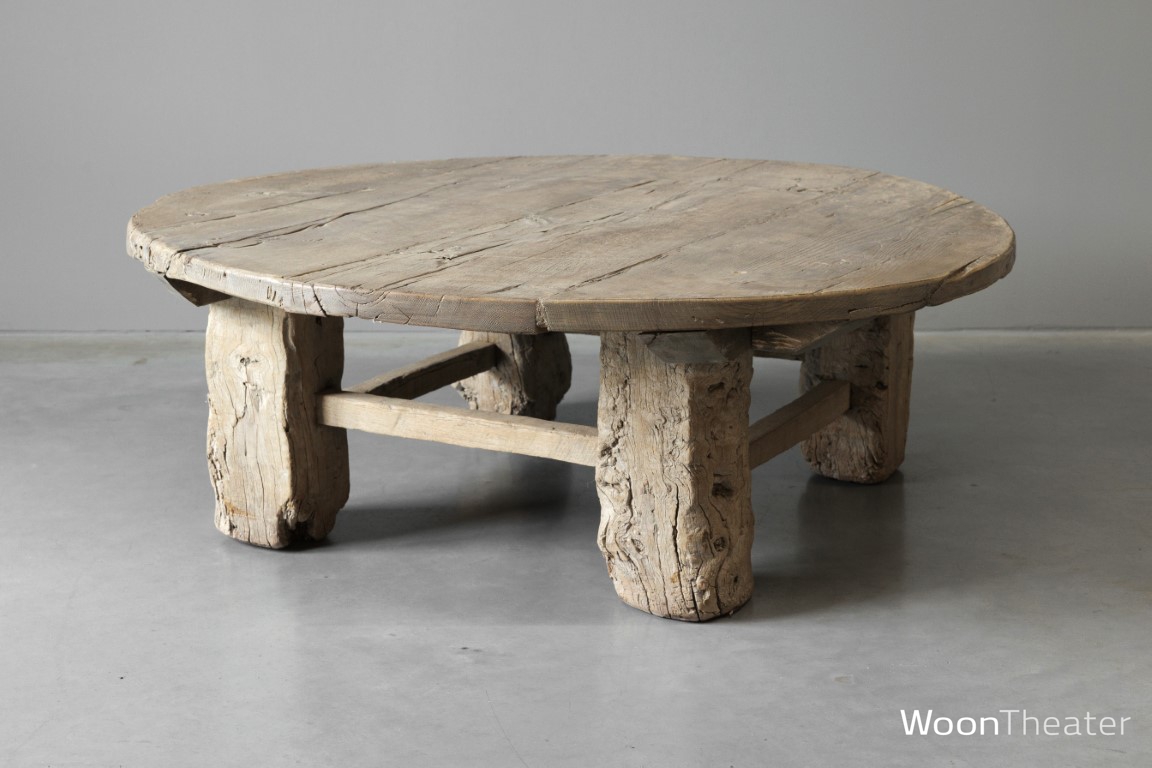 Robuuste salontafel oud hout