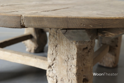 Robuuste salontafel oud hout