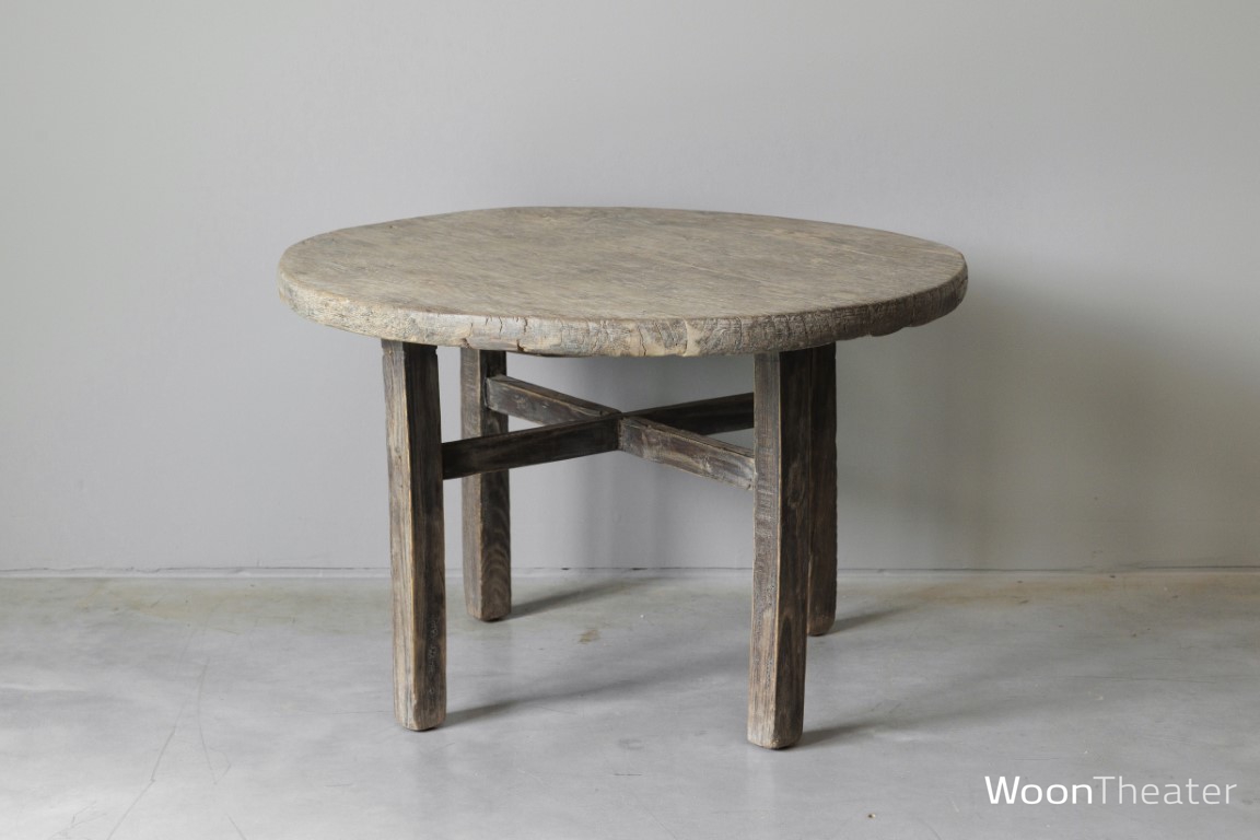 Salontafel rond oud hout