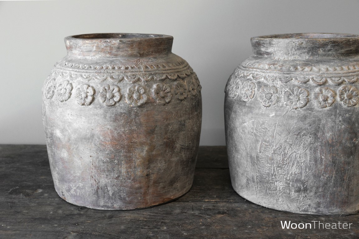 Village Pottery | Model 006 | Verweerd aardewerk