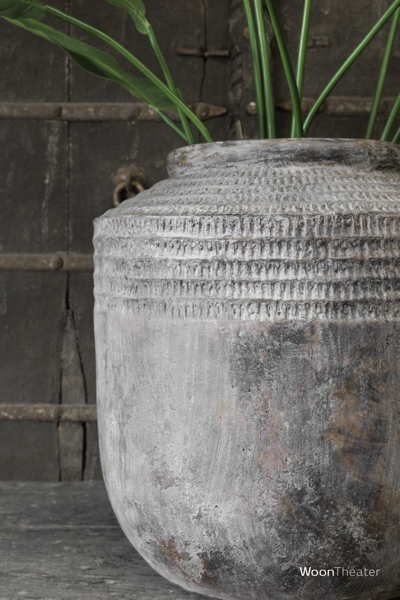 Village Pottery | Model 001 | Verweerd aardewerk