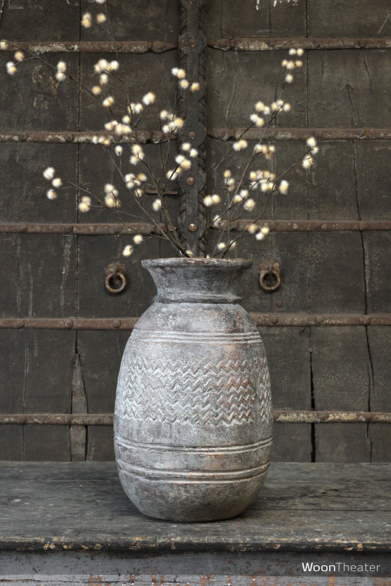 Village Pottery | Model 004 | Verweerd aardewerk