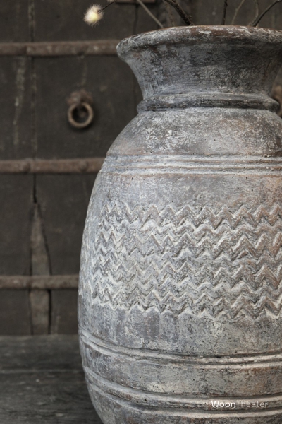 Village Pottery | Model 004 | Verweerd aardewerk