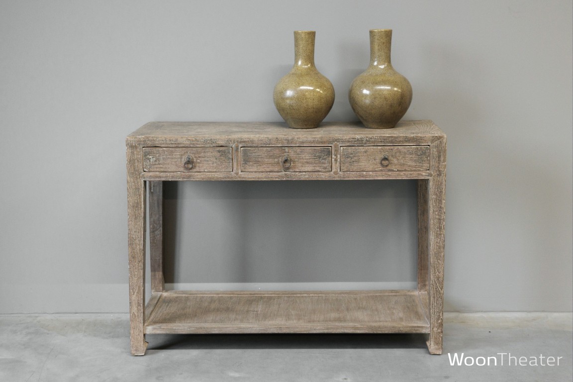 Oude wandtafel | landelijke stijl