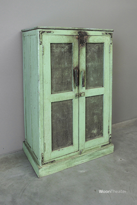 Vintage groen kastje | kleurrijk