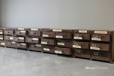 Vintage museum ladekast | authentiek exemplaar