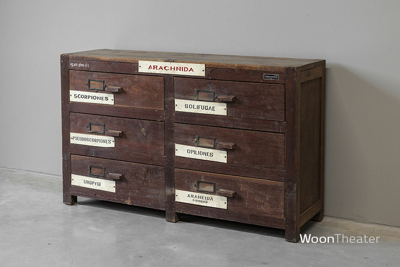 Vintage museum ladekast | authentiek exemplaar