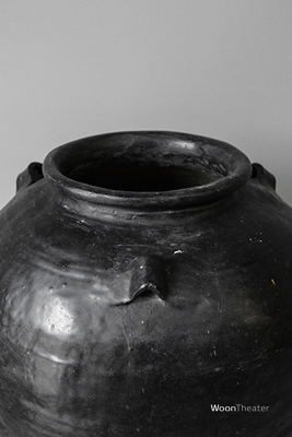 Unieke oude pot | zwart