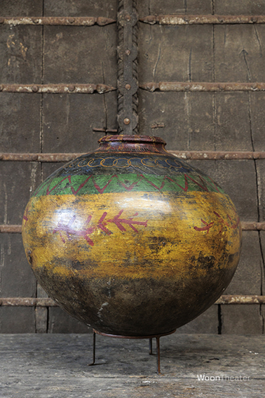 Unieke oude Tribal pot | India