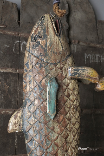 Authentieke beschilderde houten vis | India