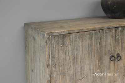 Klein dressoir oud hout 