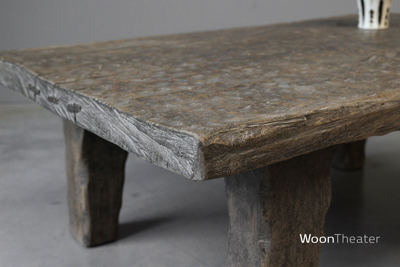 Oude tribal salontafel 