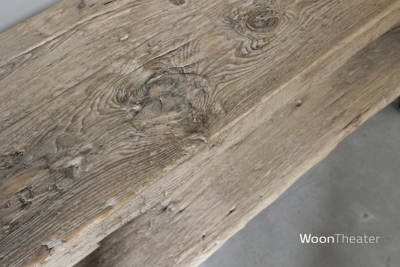 Origineel oude wandtafel met plank