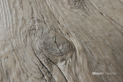 Origineel oude wandtafel met plank