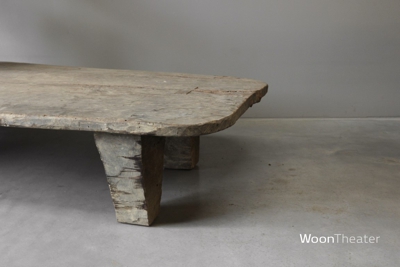 Origineel oude Naga tafel | India