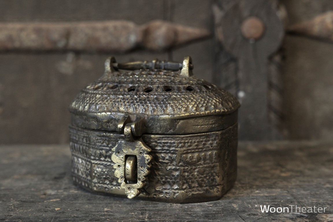 Origineel oude brass box | India
