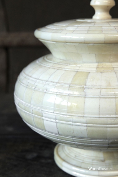 Oude vintage pot | India