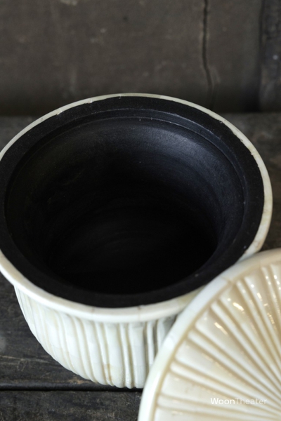 Oude vintage pot | India