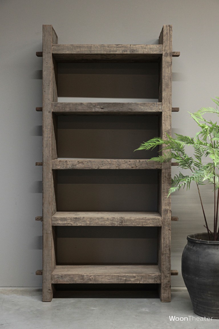 Boekenkast oud hout